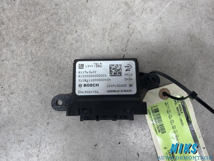Begagnade PDC-modul Opel Meriva (B) 1.4 Turbo 16V ecoFLEX Pris på förfrågan erbjuds av Niks autodemontage