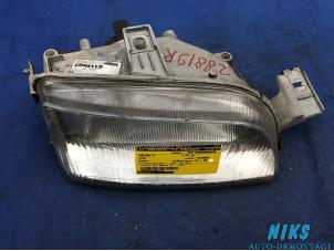 Used Headlight, right Fiat Punto I (176) 60 1.2 S,SX,Selecta Price on request offered by Niks autodemontage