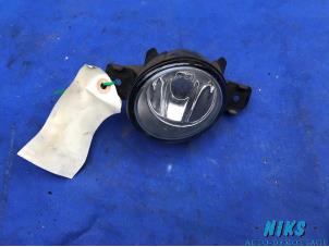 Used Fog light, front left Renault Clio Price on request offered by Niks autodemontage