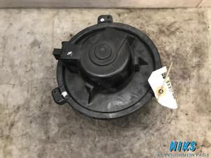 Used Heating and ventilation fan motor Fiat Punto I (176) 60 1.2 S,SX,Selecta Price on request offered by Niks autodemontage