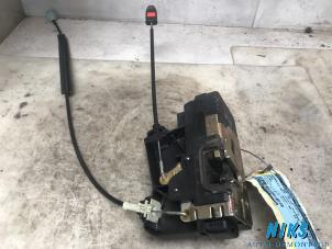 Used Front door lock mechanism 4-door, right Opel Astra G (F08/48) 1.6 16V Price on request offered by Niks autodemontage