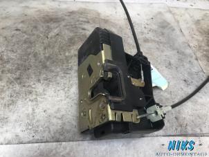 Used Door lock mechanism 4-door, front left Opel Astra G (F08/48) 1.6 16V Price on request offered by Niks autodemontage