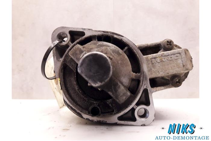 Gebrauchte Anlasser Hyundai Accent II/Excel II/Pony 1.5i 12V Hatchback Preis auf Anfrage angeboten von Niks autodemontage