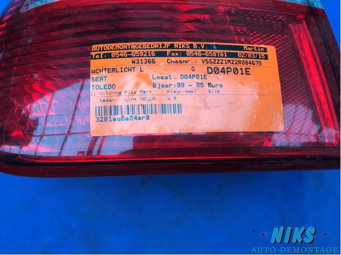 Taillight, left from a Seat Toledo (1M2) 1.6 16V 2002