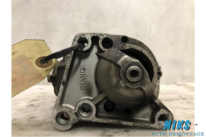 Gebrauchte Anlasser Renault Megane (BA) 1.4i RL,RN Preis auf Anfrage angeboten von Niks autodemontage