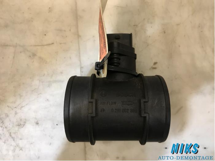 Gebrauchte Luftdichtemesser Alfa Romeo 147 (937) 1.6 Twin Spark 16V Preis auf Anfrage angeboten von Niks autodemontage