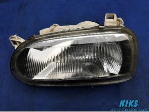 Used Headlight, left Volkswagen Golf III (1H1) 1.8 GL,GT Price on request offered by Niks autodemontage