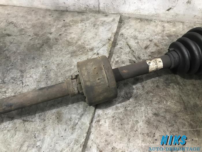 Front drive shaft, right from a Fiat Punto 2003