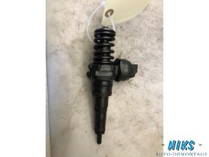 Used Injector (diesel) Volkswagen Lupo (6X1) 1.2 TDI 3L Price on request offered by Niks autodemontage