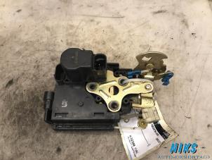 Used Front door lock mechanism 4-door, right Chevrolet Tacuma 2.0 16V Price on request offered by Niks autodemontage