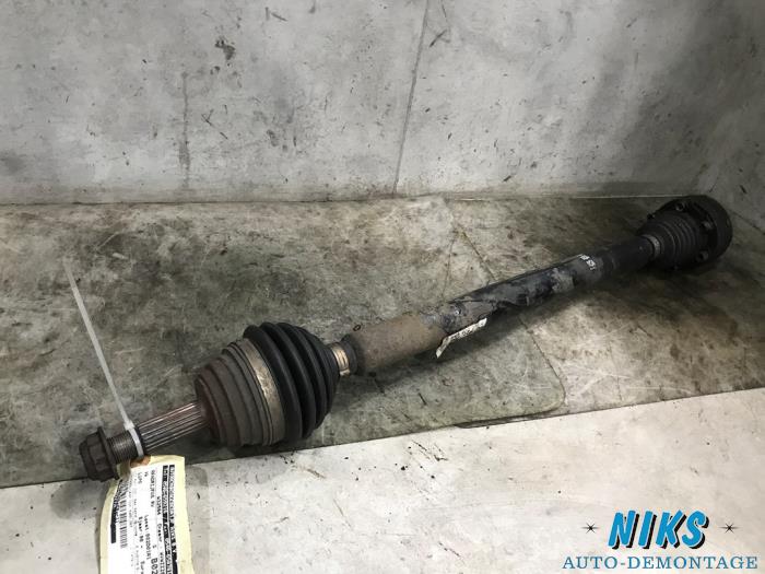 Front drive shaft, right from a Volkswagen Lupo 1998