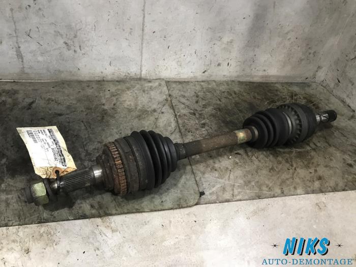 Gebrauchte Antriebswelle links vorne Chevrolet Tacuma 1.6 16V Preis auf Anfrage angeboten von Niks autodemontage