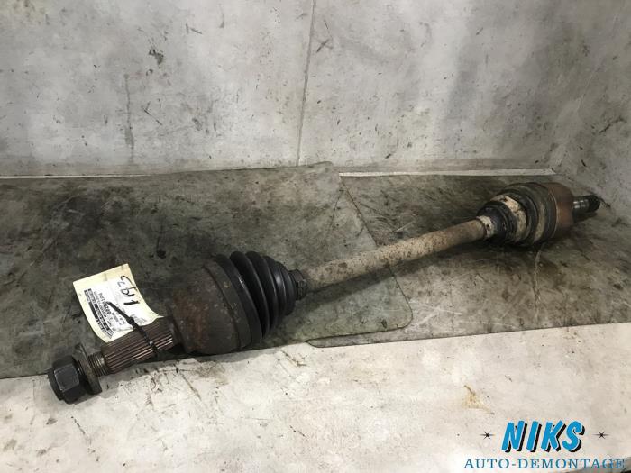 Usagé Cardan gauche (transmission) Ford Transit 2.0 TDdi 16V 260S Prix sur demande proposé par Niks autodemontage