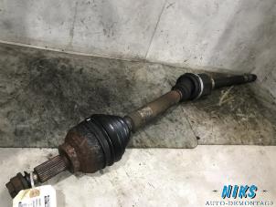 Used Front drive shaft, right Renault Laguna II Grandtour (KG) 1.9 dCi 120 Price on request offered by Niks autodemontage