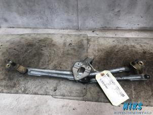 Used Wiper mechanism Skoda Fabia Price on request offered by Niks autodemontage