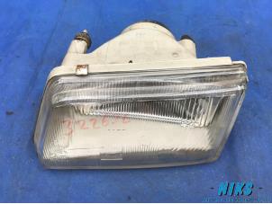 Used Headlight, left Fiat Cinquecento 0.9 i.e. S Price on request offered by Niks autodemontage