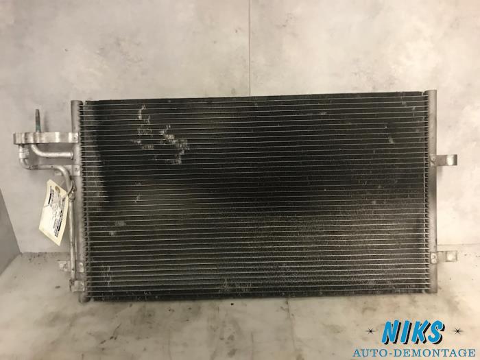Air conditioning radiator from a Ford Focus 2 Wagon 1.6 TDCi 16V 90 2005