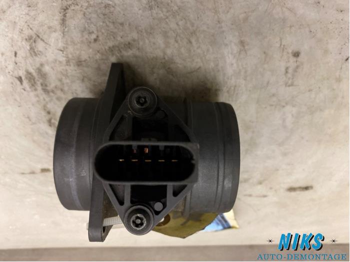 Luftdichtemesser van een Volkswagen Polo 2000