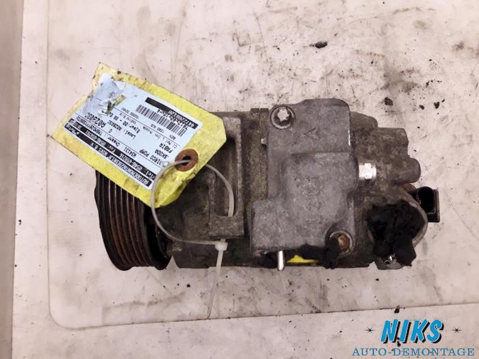 Air conditioning pump from a Skoda Fabia 2001