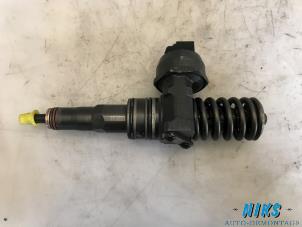 Used Injector (diesel) Volkswagen Golf V (1K1) 1.9 TDI Price on request offered by Niks autodemontage