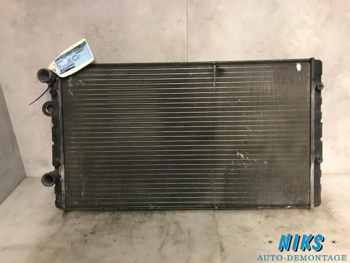 Used Radiator Volkswagen Lupo Price on request offered by Niks autodemontage