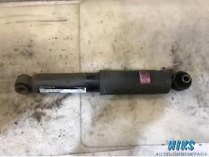 Used Rear shock absorber, right Hyundai I10 Price on request offered by Niks autodemontage