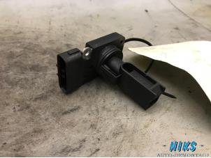 Luftdichtemesser van een Toyota Avensis (T22) 2.0 D-4D 16V 2002