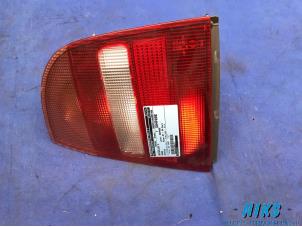 Used Taillight, right Skoda Octavia (1U2) 1.6 LX Price on request offered by Niks autodemontage