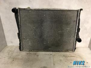 Used Radiator BMW 3 serie (E46/4) 318d 16V Price on request offered by Niks autodemontage