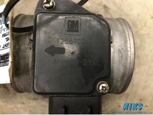Luftdichtemesser van een Opel Vectra C 2.2 16V 2003
