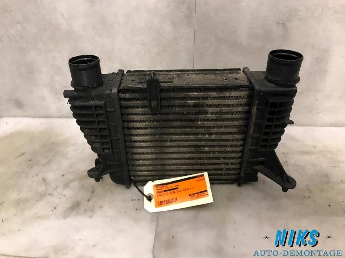 Usagé Intercooler Renault Clio III (BR/CR) 1.5 dCi 70 Prix sur demande proposé par Niks autodemontage