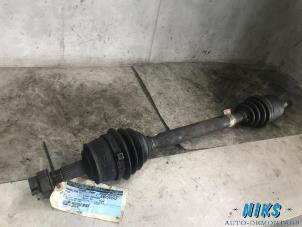 Used Front drive shaft, left Fiat Stilo (192A/B) 1.2 16V 3-Drs. Price on request offered by Niks autodemontage