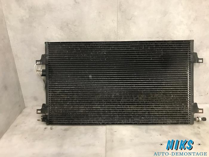 Usagé Radiateur clim Renault Laguna II Grandtour (KG) 1.8 16V Prix sur demande proposé par Niks autodemontage