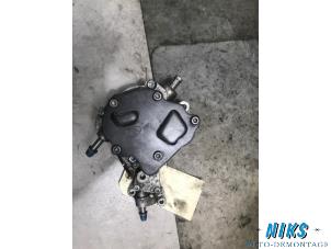 Used Mechanical fuel pump Volkswagen Golf V (1K1) 1.9 TDI Price on request offered by Niks autodemontage