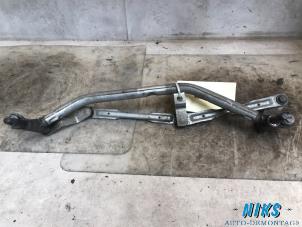 Used Wiper mechanism Peugeot 207 Price on request offered by Niks autodemontage