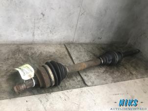 Used Front drive shaft, right Peugeot 207 Price on request offered by Niks autodemontage