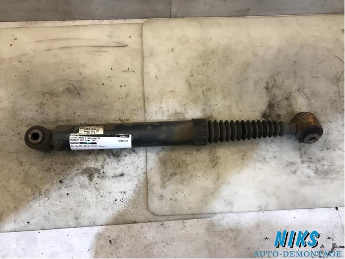Rear shock absorber, left from a Peugeot 207 2007