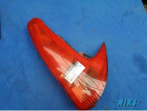 Used Taillight, right Peugeot 206 SW (2E/K) 1.4 Price on request offered by Niks autodemontage