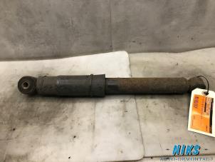 Used Rear shock absorber, left Renault Trafic New (FL) 1.9 dCi 82 16V Price on request offered by Niks autodemontage