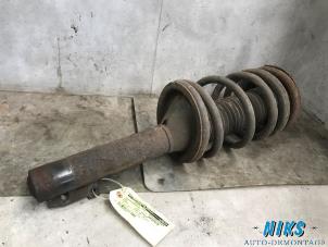 Used Front shock absorber rod, right Ford Transit 2.4 TDdi 16V Price on request offered by Niks autodemontage