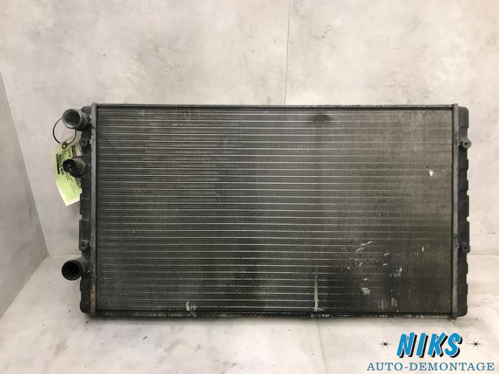 Usagé Radiateur Volkswagen Polo Prix sur demande proposé par Niks autodemontage