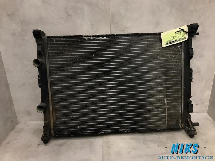 Usagé Radiateur Renault Grand Scénic II (JM) 1.9 dCi 120 Prix sur demande proposé par Niks autodemontage