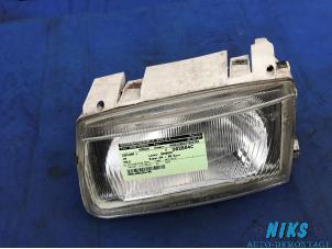Used Headlight, left Volkswagen Polo III (6N1) 1.3i 55 Price on request offered by Niks autodemontage