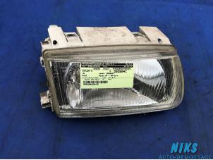 Used Headlight, right Volkswagen Polo III (6N1) 1.3i 55 Price on request offered by Niks autodemontage
