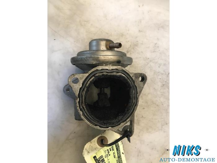EGR valve from a Volkswagen Polo 2006
