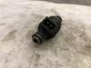 Injector (petrol injection) from a Fiat Stilo (192A/B) 1.6 16V 5-Drs. 2005