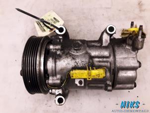 Used Air conditioning pump Peugeot 206 Price on request offered by Niks autodemontage