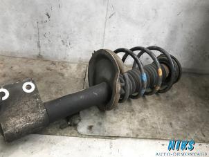 Used Front shock absorber rod, right Citroen C4 Coupé (LA) 1.6 HDi 16V 110 Price on request offered by Niks autodemontage