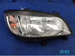 Used Headlight, right Opel Zafira (F75) 2.2 16V Price on request offered by Niks autodemontage