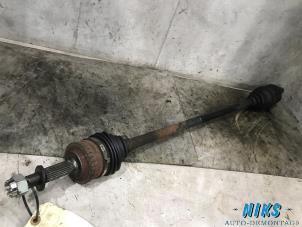 Used Front drive shaft, right Opel Corsa C (F08/68) 1.0 12V Price on request offered by Niks autodemontage